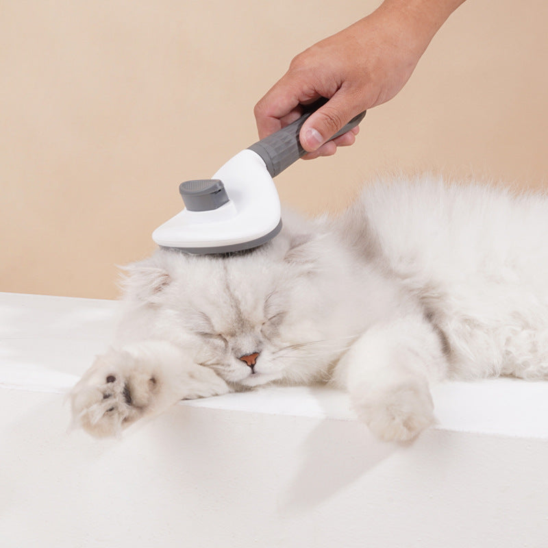 Image of MATE Pet Hair Removal Brush; engineered for comfort and efficiency.